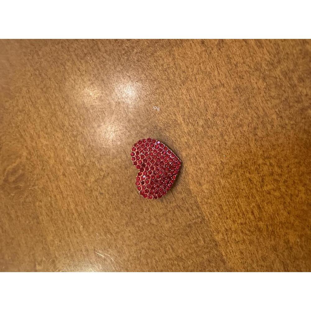 Red Heart-Shaped Rhinestone Pin Brooch j-245